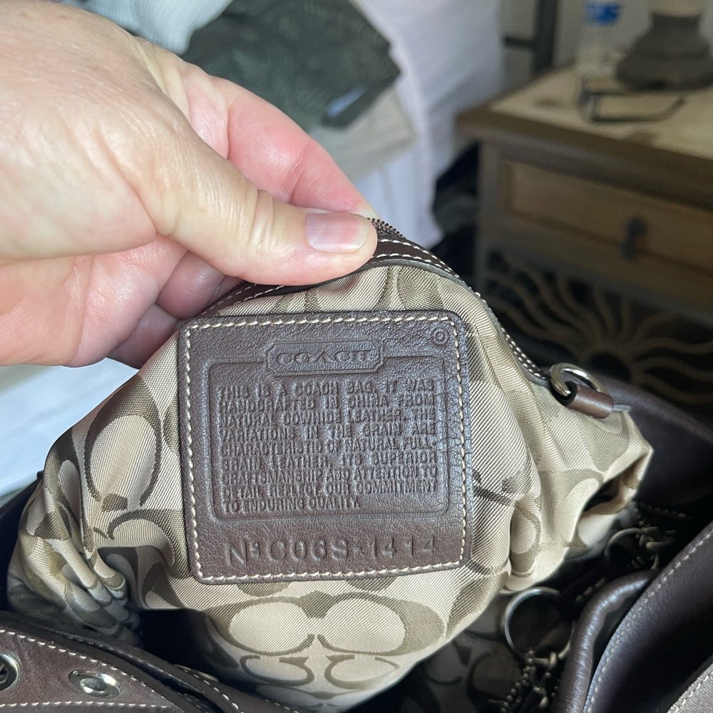 COACH Crossbody Bag Brown Leather - Picture 2 of 3